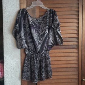 Miley Cyrus size medium tunic